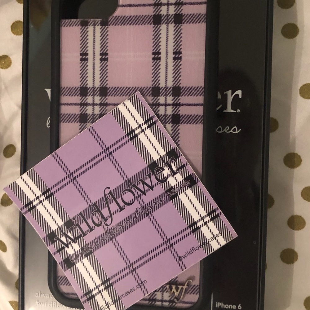 Wildflower purple and white plaid case! Used once! - Picture 5 of 5